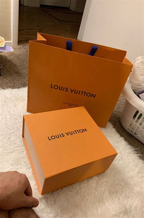 authentic Louis Vuitton packaging